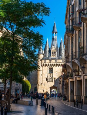 29 Ekim 2016: Fransa 'nın Gironde kentindeki Sarayın Meydanı' ndan Cailhau Kapısı