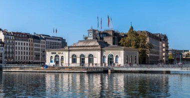 Bina, Arcade des arts, Cenevre, İsviçre 'deki Rhone' da.