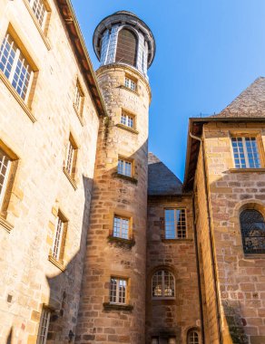 Rue Louis de Nussac, Brive la Gaillarde, Correze, Nouvelle-Aquitaine, Fransa