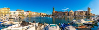Sete, Herault, Occitanie, Fransa 'daki Peyrade Kanalı' nın Panoraması