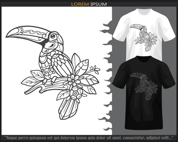 Toucan bird mandala sanatları siyah beyaz tişörtle izole edilmiş..