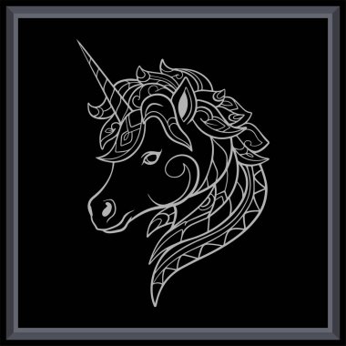 Tek boynuzlu at başı mandala sanatı siyah arka planda izole edildi.