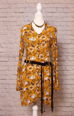 Elbise Formu Sarı Çiçekli Vintage Boho Top