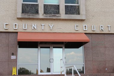 Tyler TX 'teki Smith County Adliyesine giriş