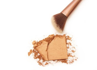 Kırık Toz Vakfı Beyaz Üzerine İzole Edilmiş