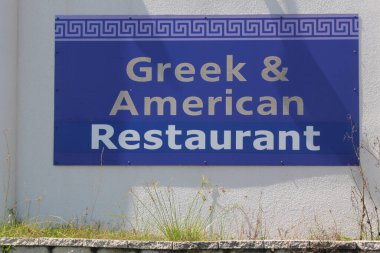 Terk Edilmiş Yunan ve Amerikan Stili Restoranı 'na imza atın. Tyler TX