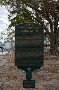 Sarasota FL - 4 Kasım 2024 Sarasota Florida 'da Koşulsuz Teslim Ol