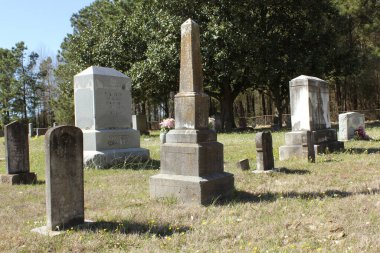 Troup TX - 18 Mart 2025: Troup, Teksas dışındaki tarihi Griffin Mezarlığı