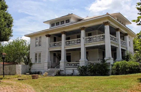Tarihi Antebellum Malikanesi Granger TX 'e yakın.