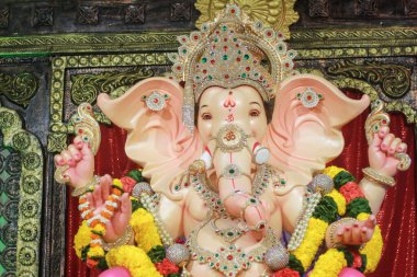 Lord Ganapati Idol 'un fotoğrafı, Mutlu Ganesh Chaturthi.