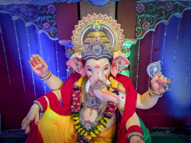 Lord Ganapati Idol 'un fotoğrafı, Mutlu Ganesh Chaturthi.