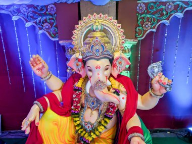 Lord Ganapati Idol 'un fotoğrafı, Mutlu Ganesh Chaturthi.