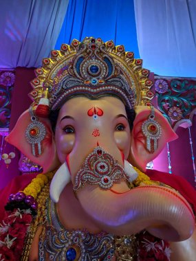 Lord Ganapati Idol 'un fotoğrafı, Mutlu Ganesh Chaturthi.
