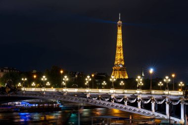 Paris, Fransa. Paris, Fransa. Avrupa mimarisi ve ünlü binalar. Yüksek kalite fotoğraf