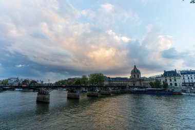 Paris, Fransa. Paris, Fransa. Avrupa mimarisi ve ünlü binalar. Yüksek kalite fotoğraf