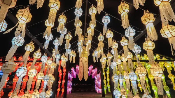 Chiang Mai Tailandia Noviembre 2021 Festival Linternas Durante Tradición Loi — Foto de Stock