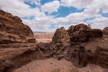 Petra, çöldeki antik şehir.