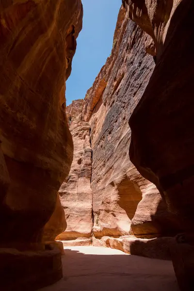 Petra, çöldeki antik şehir.