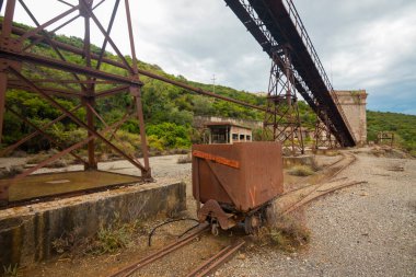 Terk edilmiş maden Pozzo Sanna, Sardinya, İtalya