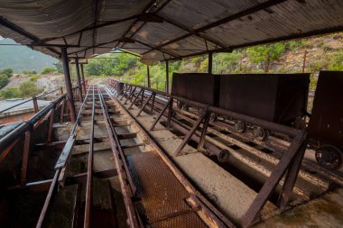 Terk edilmiş maden Pozzo Amsicora, Sardinya, İtalya