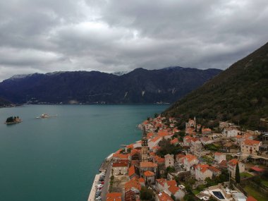 Karadağ 'ın eski Perast kenti