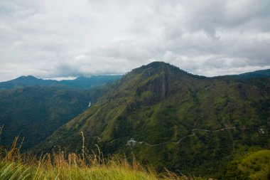 Sri Lanka doğasının nefes kesici manzarası