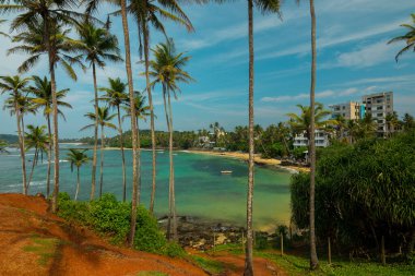 Sri Lanka adasındaki sahil ve okyanus