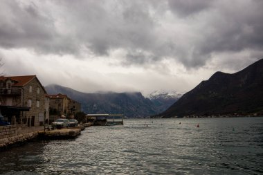 Karadağ 'ın eski Perast kenti