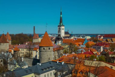 Tallinn, Estonya 'nın sokakları ve bakış açıları