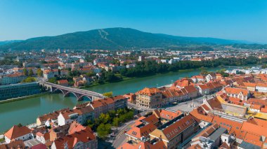 Slovenya 'nın Maribor kentinin insansız hava aracı görüntüsü