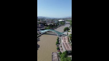 Gürcistan 'ın Tiflis kentinin insansız hava aracı görüntüsü