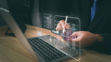 2025, İşletme, Dijital Dönüşüm Teknolojisi Stratejisi, Analiz ve Veri Yönetimi Sistemi ile çalışan Grafik Analisti, KPI 'nin veritabanına bağlı olduğu bir rapor hazırla.