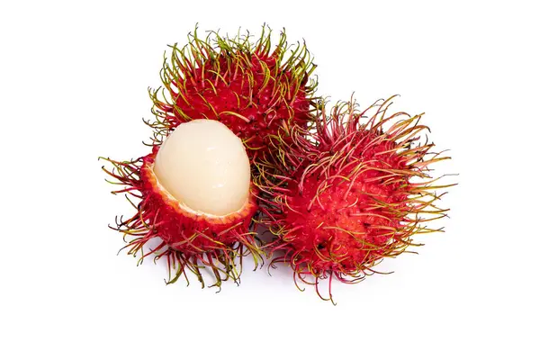 Rambutan kırpma yolu ile beyaz arka planda izole