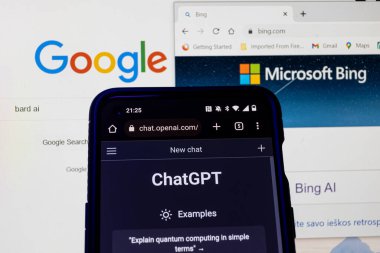 Vilnius, Litvanya - 13 Şubat 2023: OpenAI ChatGPT, Microsoft Bing ve Google Bard.