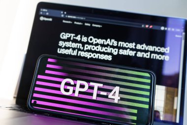 Kaunas, Litvanya - 2023 Mar 16: GPT - 4 ekranda. OpenAI GPT 4 'ün yeni sürümünü yayınladı. ChatGPT Al sohbet robotu. Yüksek kalite fotoğraf