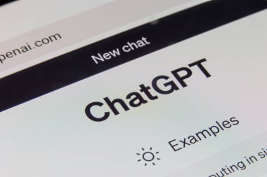 Kaunas, Litvanya - 15 Haziran 2023: Akıllı telefondan ChatGPT uygulaması. Yüksek kalite fotoğraf