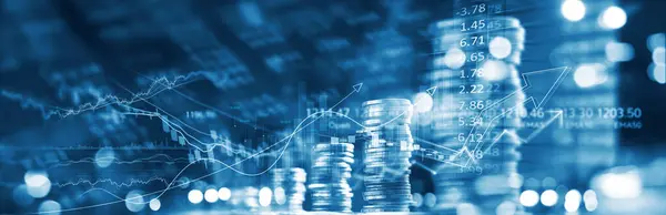 Finans ve iş konsepti. Yatırım grafiği ve sıra büyüyen madeni paralar piyasa alıntıları, borsa ve veriler, kur değişimi, mavi renk tonu.