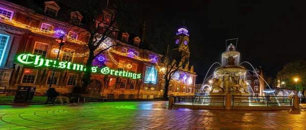 Vista Praça Prefeitura Leicester Noite Decorada Para Época Natal Reino — Fotografia de Stock