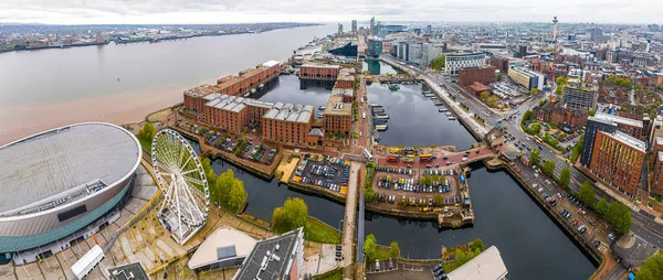 Vista Aérea Liverpool Waterfront Animado Centro Cultural Rio Mersey Inglaterra — Fotografia de Stock
