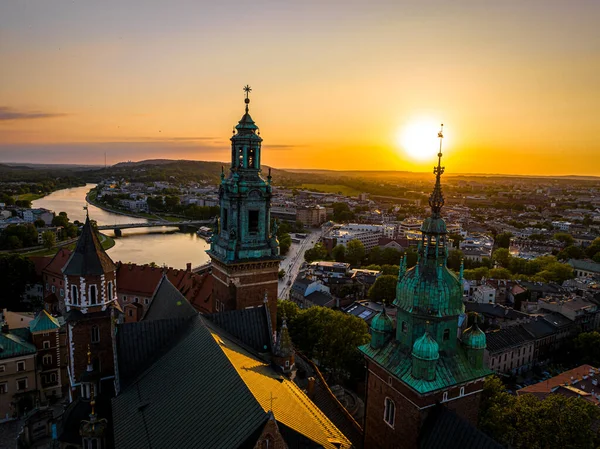 Solnedgång Utsikt Över Wawel Slott Befäst Residens Floden Vistula Krakow — Stockfoto
