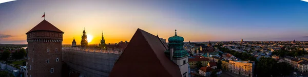 Zonsondergang Uitzicht Wawel Kasteel Een Versterkte Residentie Aan Rivier Vistula — Stockfoto