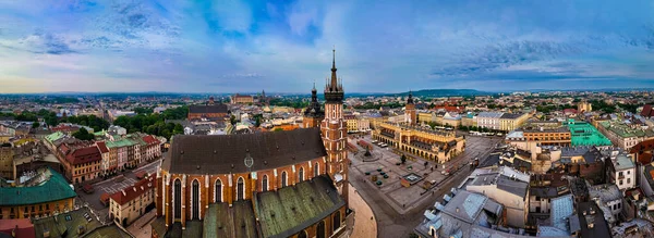 Vista Aérea Basílica Santa Maria Cidade Velha Cracóvia Polónia Europa — Fotografia de Stock