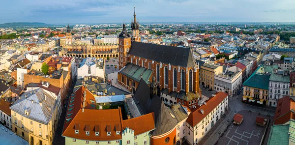 Vista Aérea Basílica Santa María Casco Antiguo Cracovia Polonia Europa —  Fotos de Stock