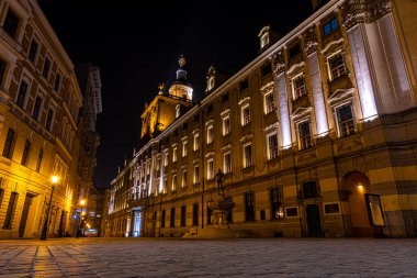 Wroclaw 'daki Tumski adasının gece manzarası, Polonya ve AB