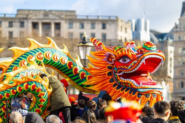 Танец Драгона Время Празднования Китайского Лунного Года Лондоне Англия — стоковое фото