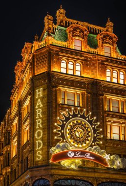 Londra 'nın Belgravia' sı Noel için süslendi, İngiltere