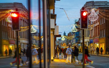 Londra 'nın Richmond bölgesi Noel için dekore edildi.