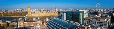 Big Ben, London Eye ve Thames nehri ile panoramik Londra manzarası