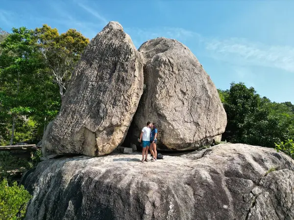 Koh Tao bakış açısına sahip çift