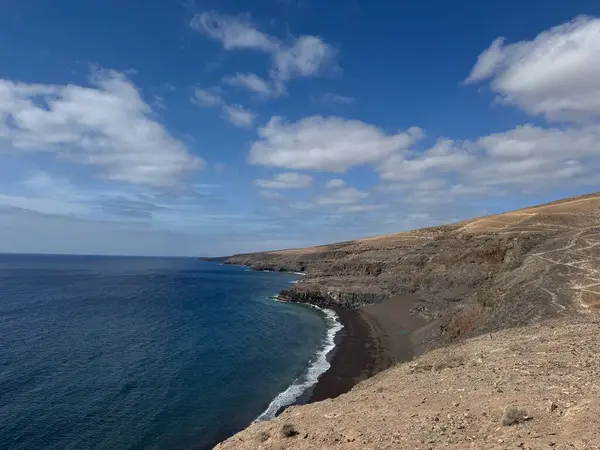 LANZAROTE KARANLIĞI ADASI